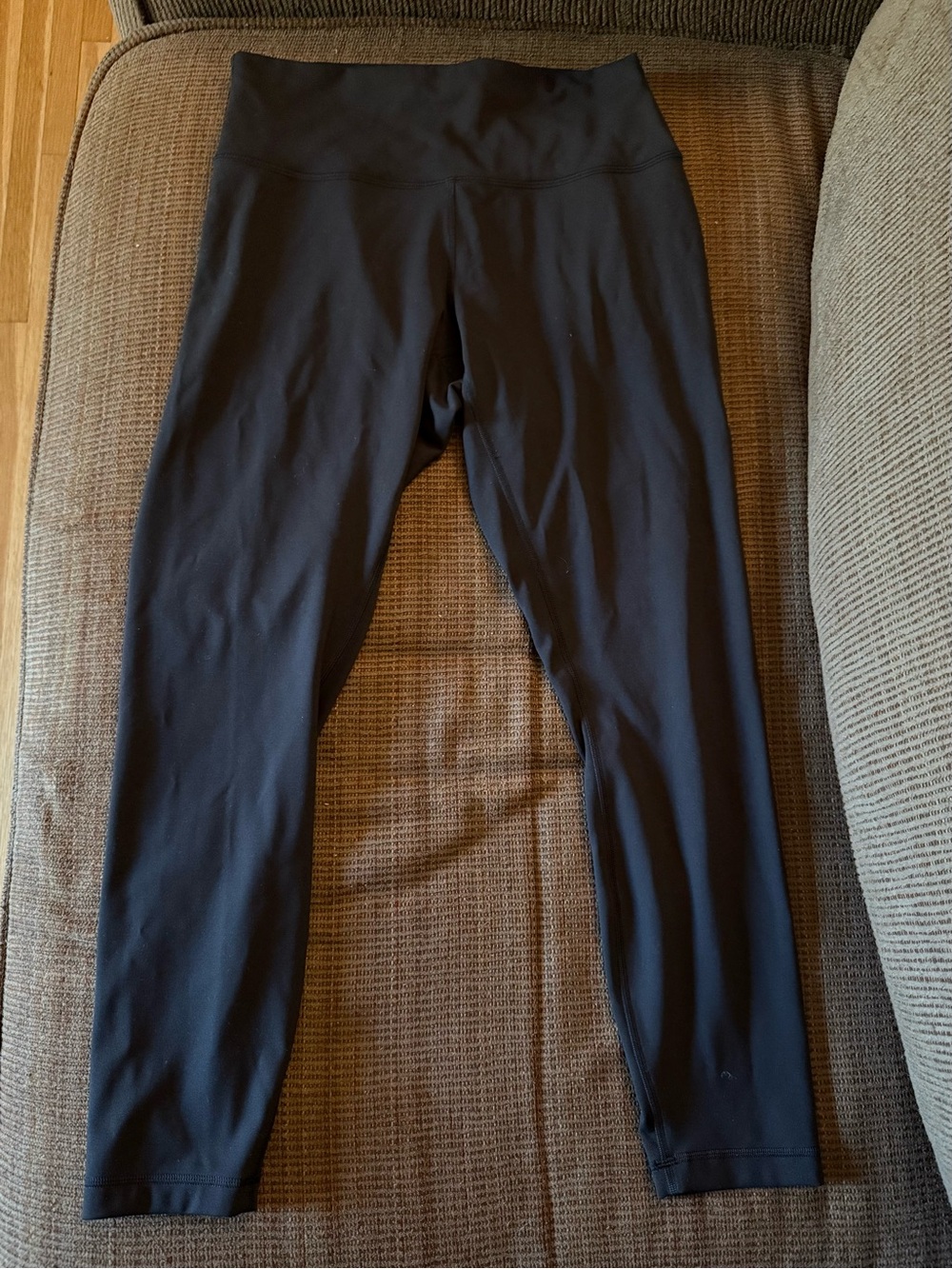 EUC Lululemon Wunder Train Contour Fit Leggings in Black, Size 10